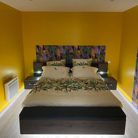 Les Berouds Hotel Salaise-sur-Sanne ภายนอก รูปภาพ